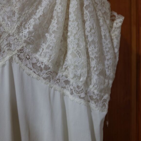 Van Raalte Vintage 1955 Off White Lace Pleated Slip Dress Large Nylon - Picture 9 of 16